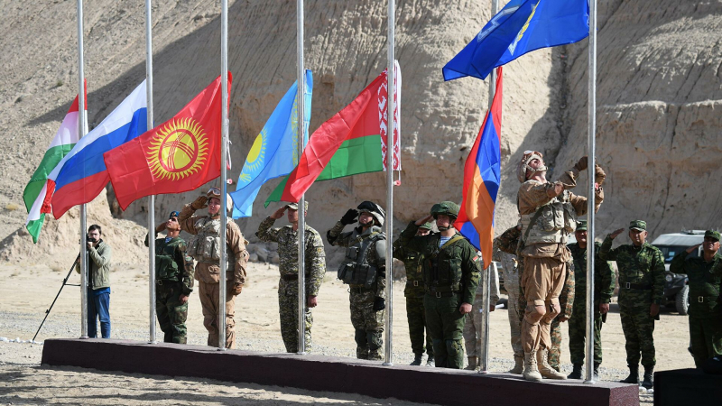 Генерал-лейтенант рассказал об учениях ОДКБ в Таджикистане